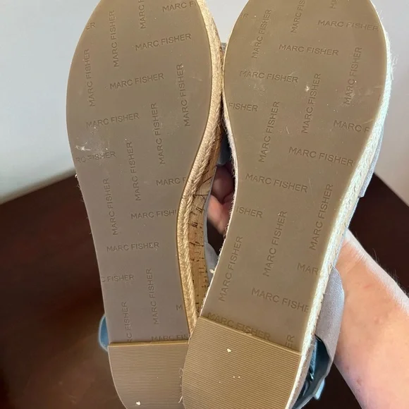 Marc Fisher Leather Sandals Dusty Blue Scallop Platform Espadrille Size 11 - Picture 5 of 5